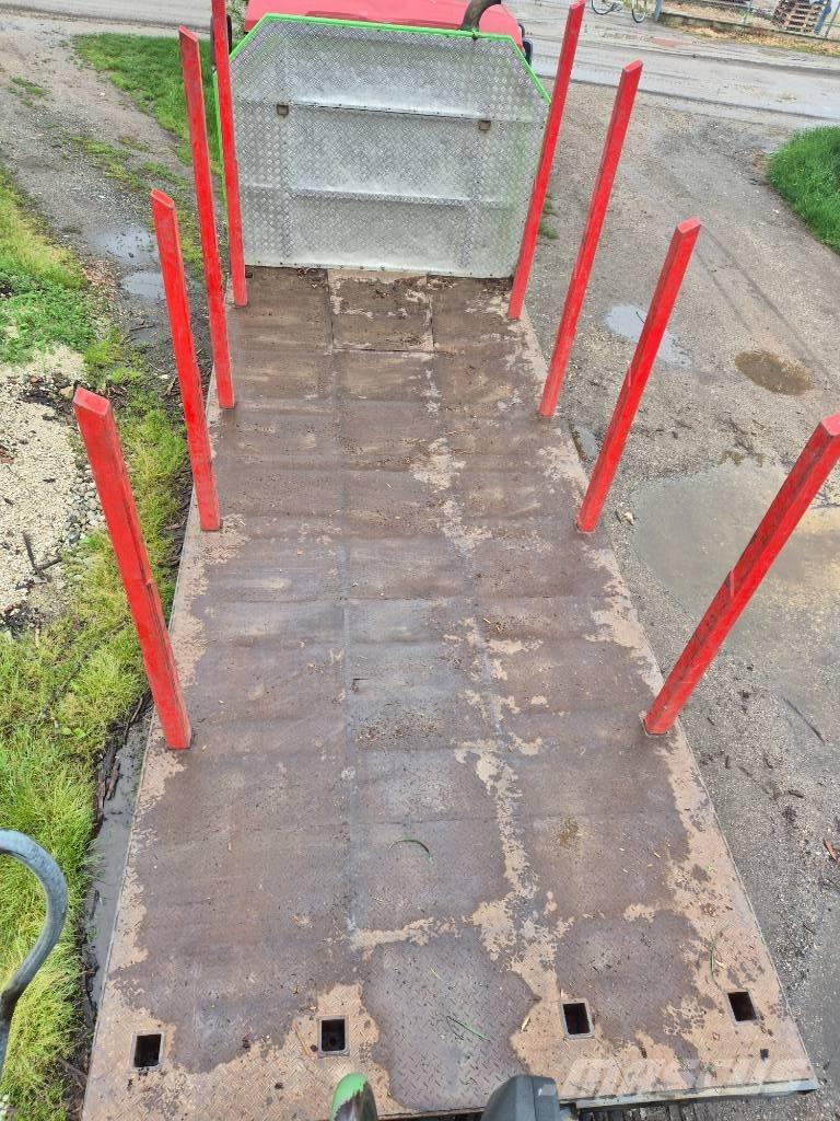 MAN TGA 26.430 شاحنات أشجار