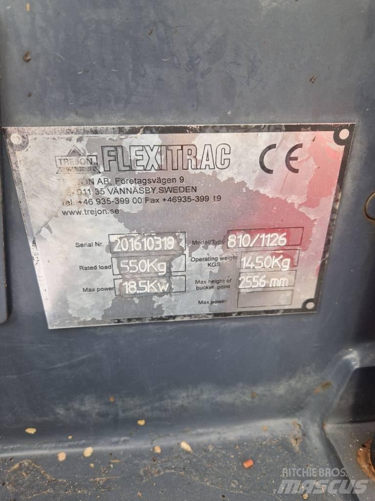 Flexitrac 1126 LRF لوادر متعددة الأغراض
