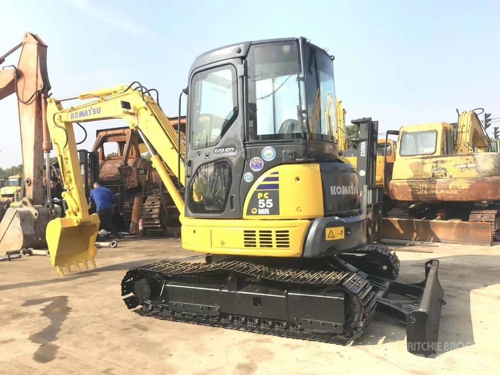 Komatsu PC 55 حفارات زحافة