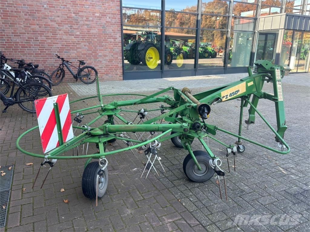 Stoll Z450 مكابس وميبسات التبن