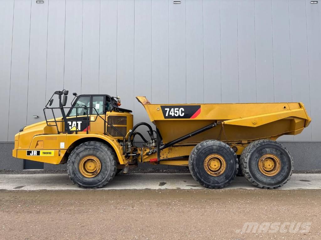 CAT 745 C ساحبات مفصلية