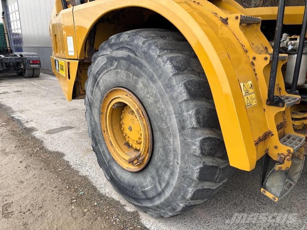 CAT 745 C ساحبات مفصلية
