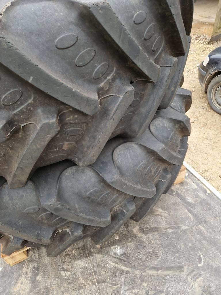 BKT 520/85 R42 الإطارات والعجلات والحافات