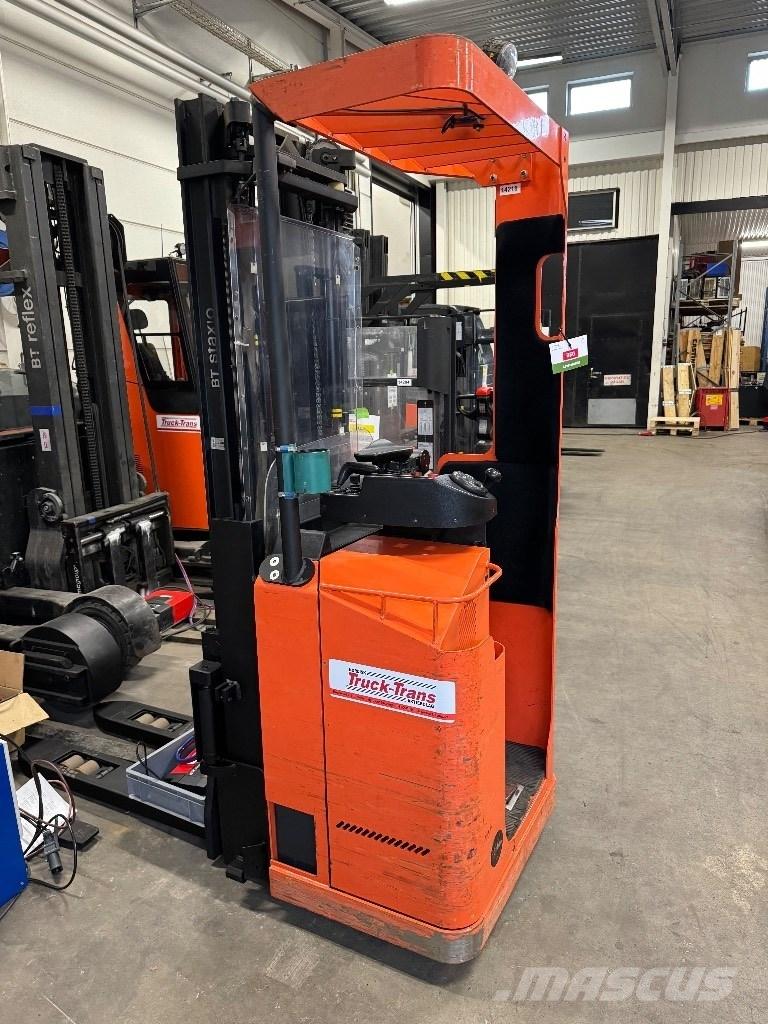 Toyota SSE135L شاحنات مناولة ذاتية الدفع