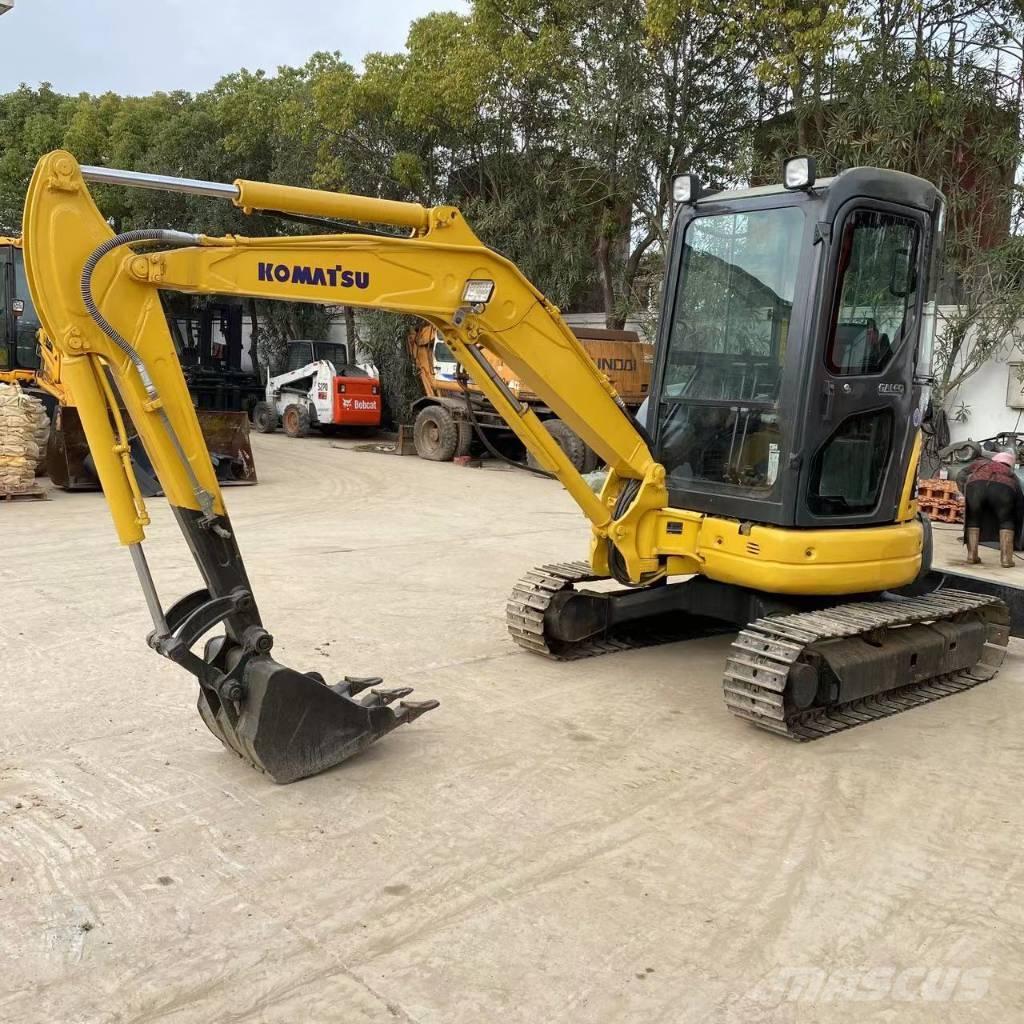 Komatsu PC 35 MR حفارات صغيرة أقل من 7 طن (حفارات صغيرة)
