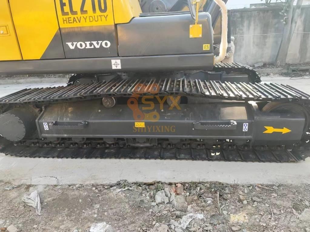 Volvo EC 210 D حفارات زحافة
