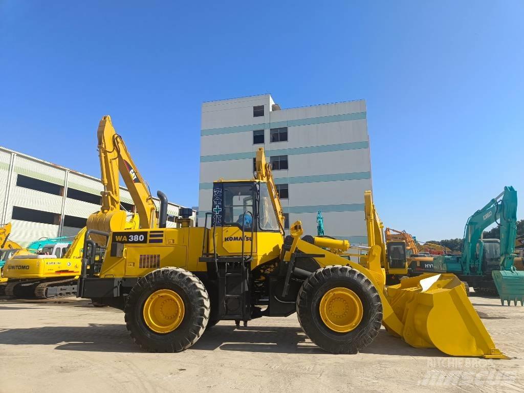 Komatsu WA 380-3 لوادر بعجل