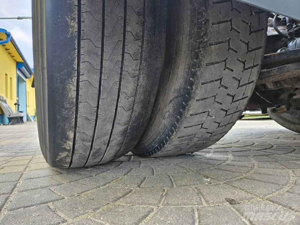 Scania 124 G 360 وحدات الجر