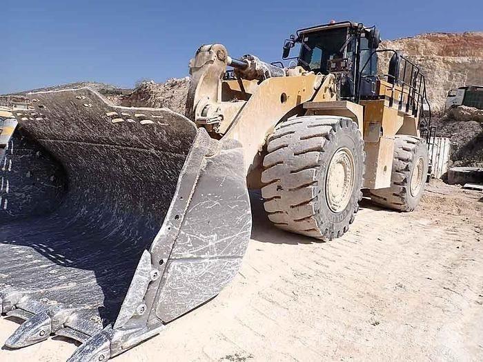 CAT 988K لوادر بعجل