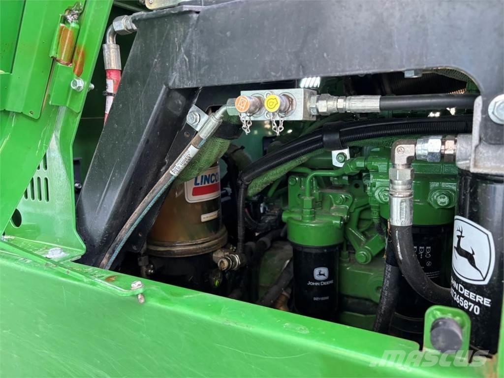 John Deere 1210 G شاحنات