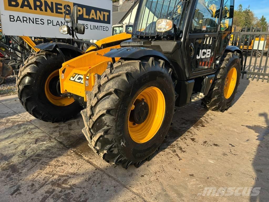 JCB 535-95 مناولات متداخلة