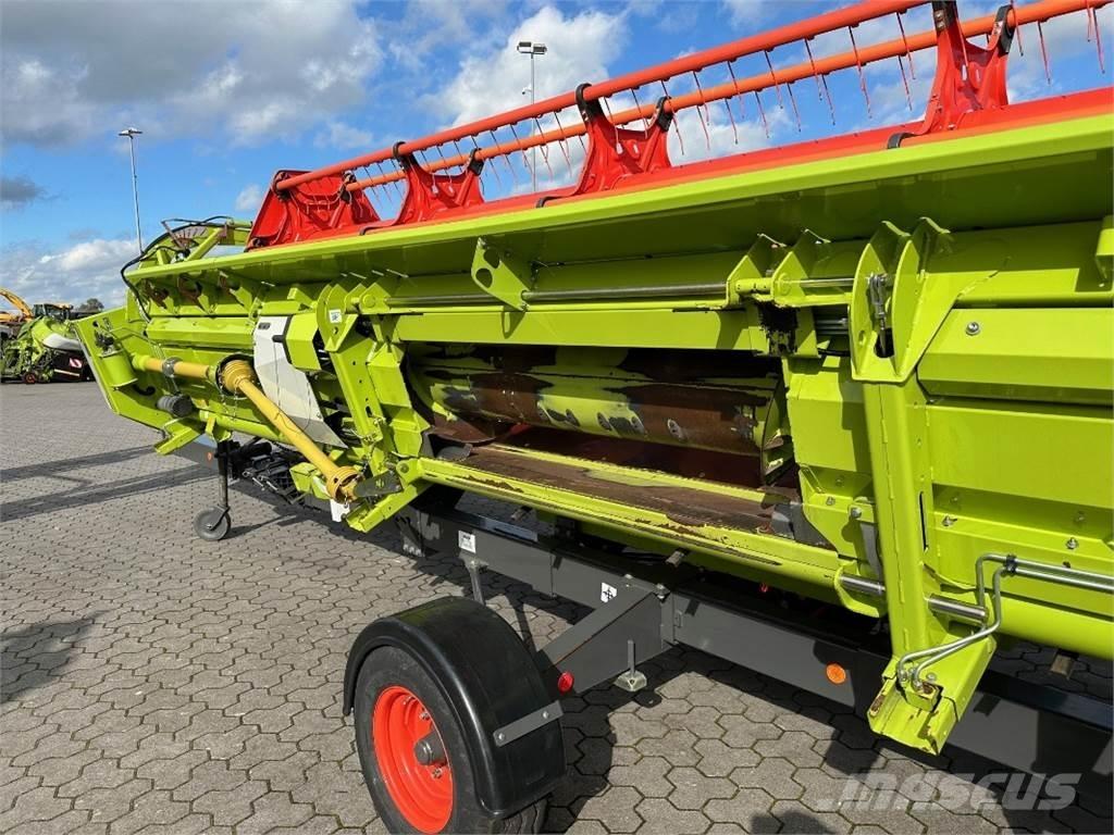 CLAAS Lexion 6800 حصادات
