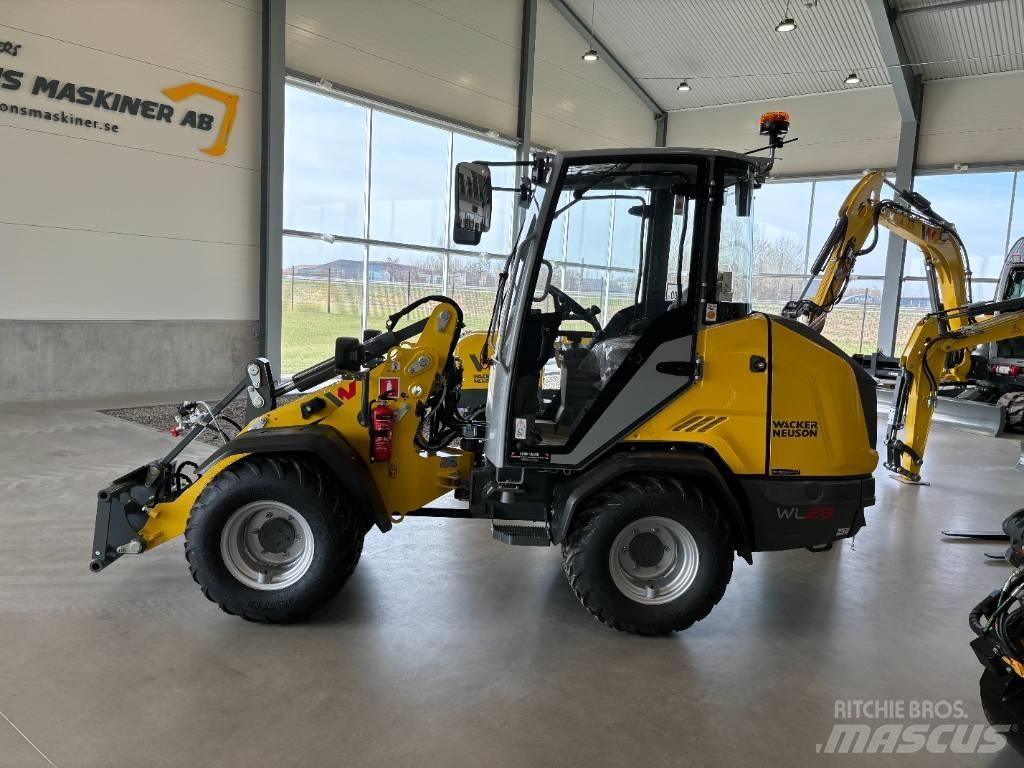 Wacker Neuson WL 28 لوادر بعجل