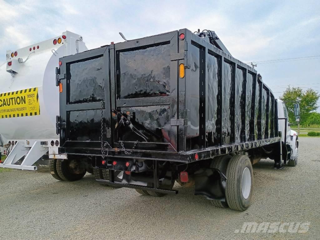 International 4300 خطاطيف