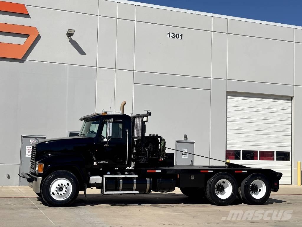 Mack CHU 613 مركبات إصلاح الأعطال