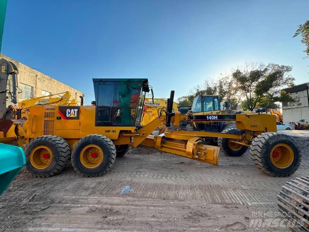 CAT 140 H معدات تمهيد الطرق