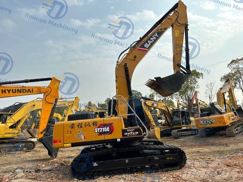 Sany SY 215 C حفارات زحافة