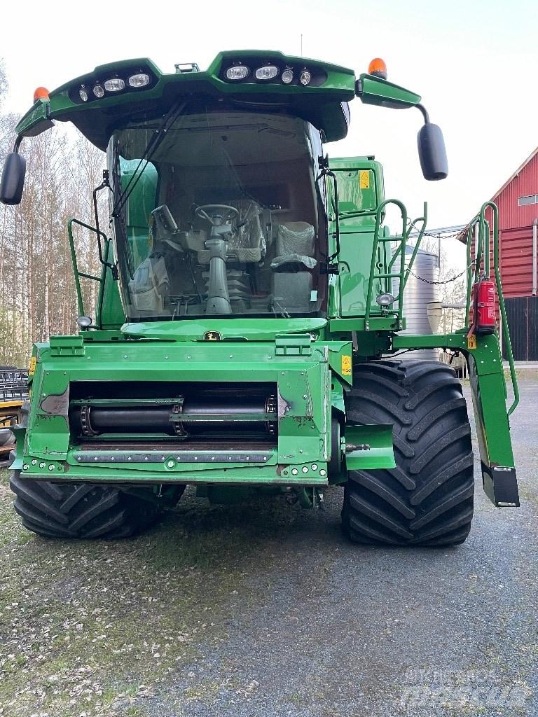 John Deere T 560 i حصادات
