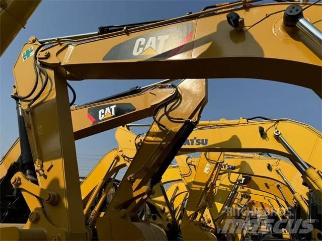 CAT 325 D L حفارات زحافة