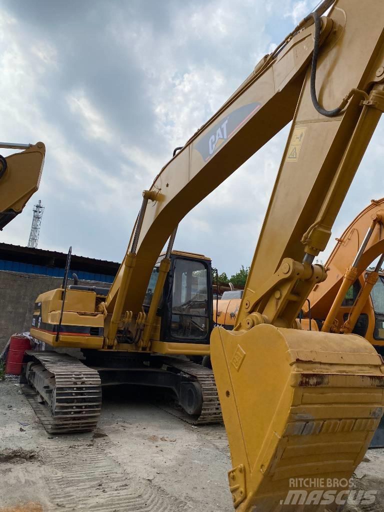 CAT 325 B L حفارات زحافة
