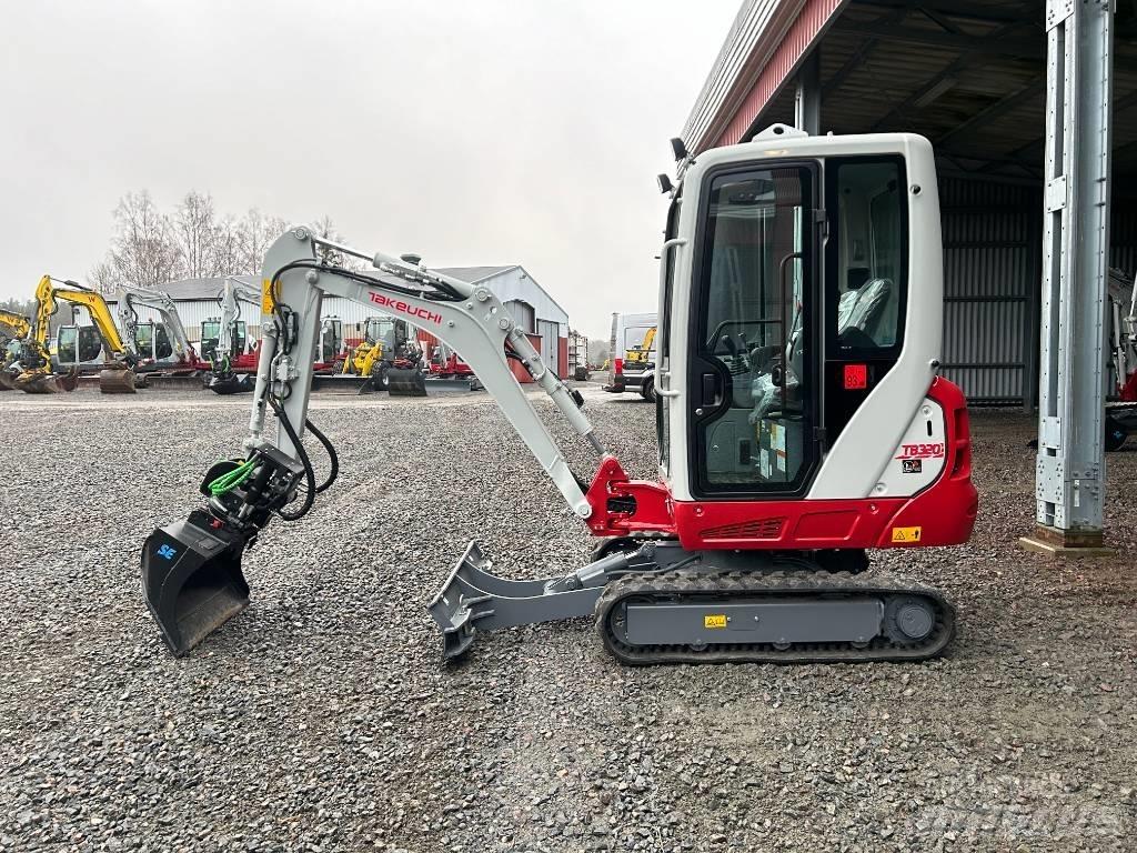 Takeuchi TB320 حفارات صغيرة أقل من 7 طن (حفارات صغيرة)