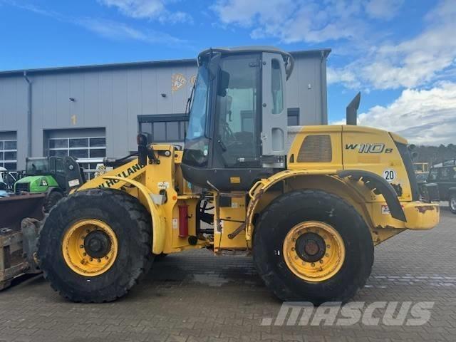 New Holland W 110 B لوادر بعجل