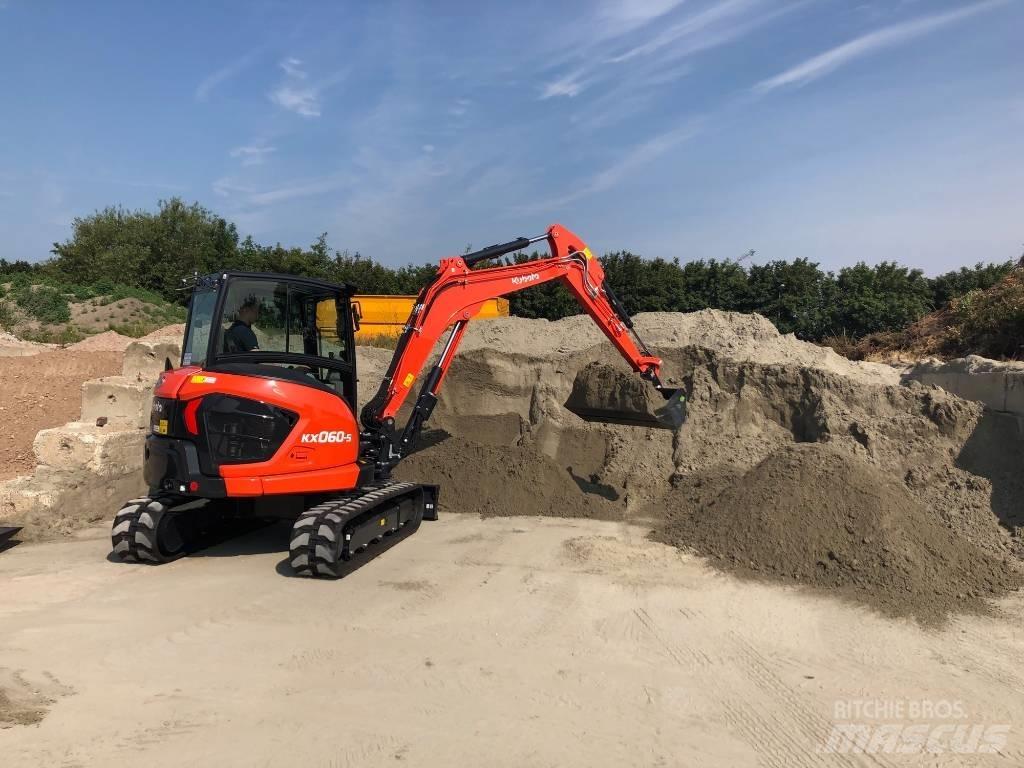 Kubota KX 060-5 حفارات صغيرة أقل من 7 طن (حفارات صغيرة)