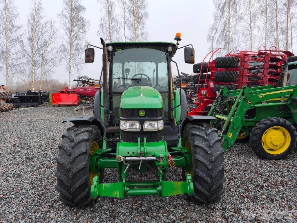 John Deere 5080 M الجرارات