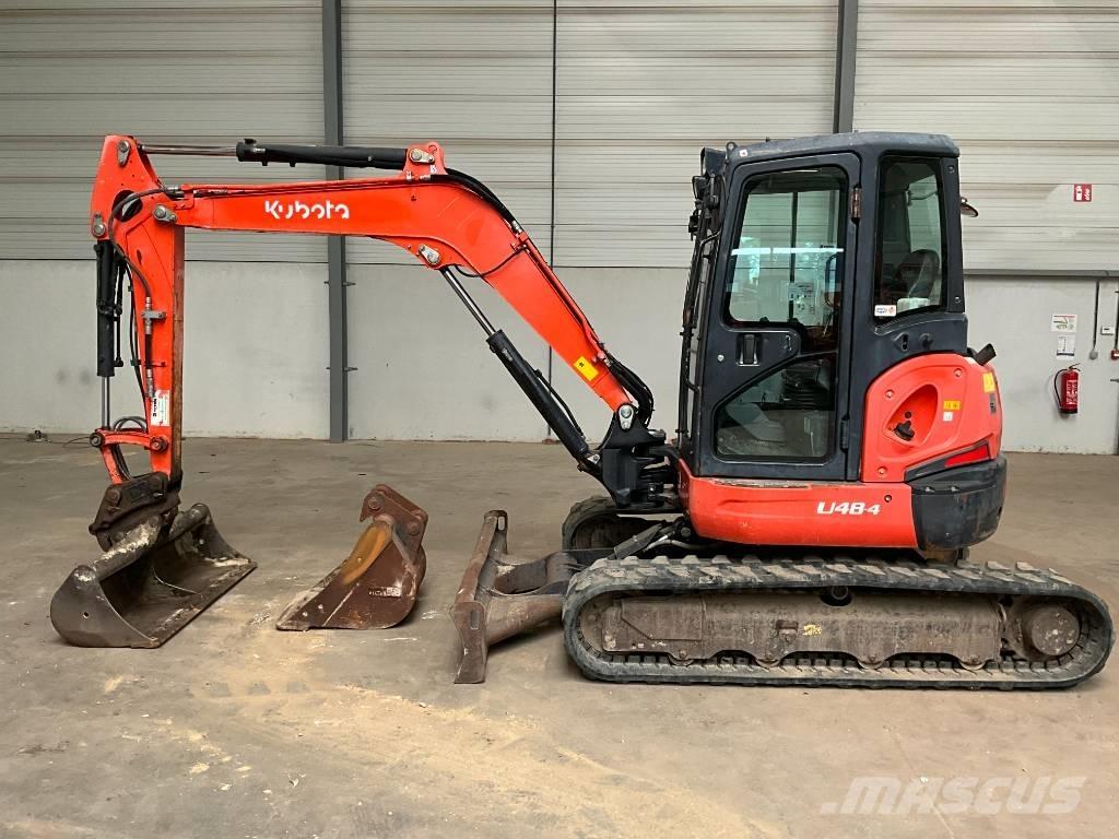 Kubota U 48-4 حفارات صغيرة أقل من 7 طن (حفارات صغيرة)