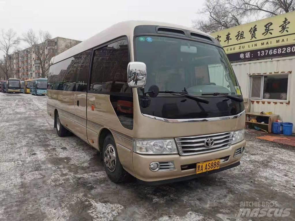 Toyota Coaster Bus حافلة صغيرة