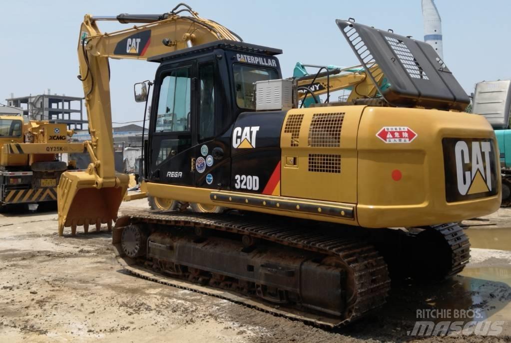 CAT 320d حفارات زحافة