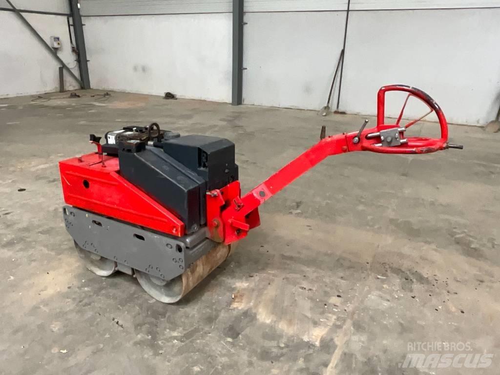 Bomag BW 65 H مداحل ثنائية الاسطوانة