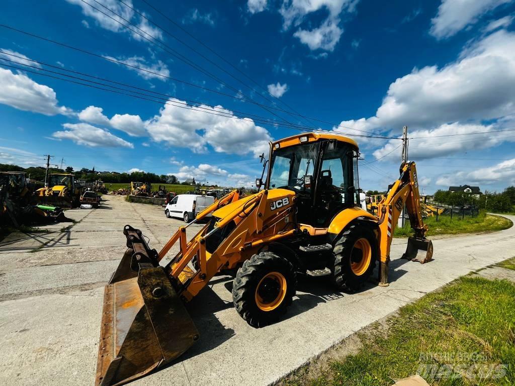 JCB 3 CX لوادر ذات جرافات عكسية