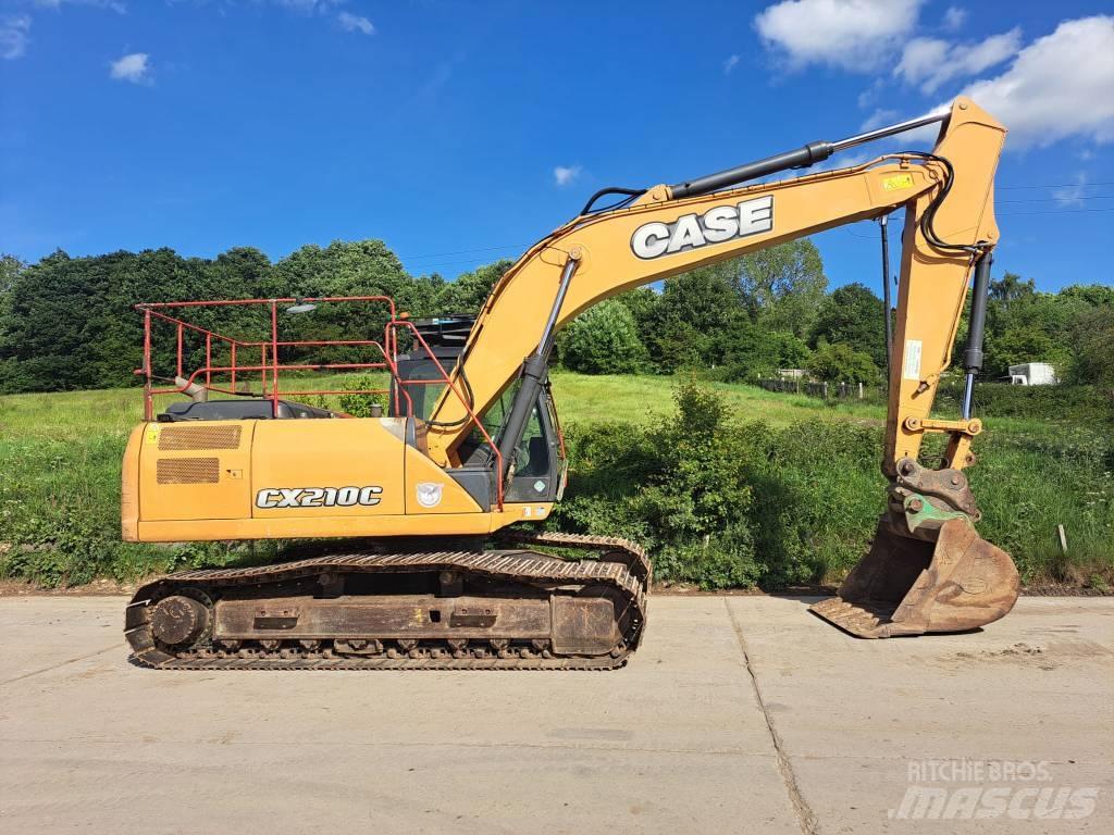CASE CX 210 C حفارات زحافة