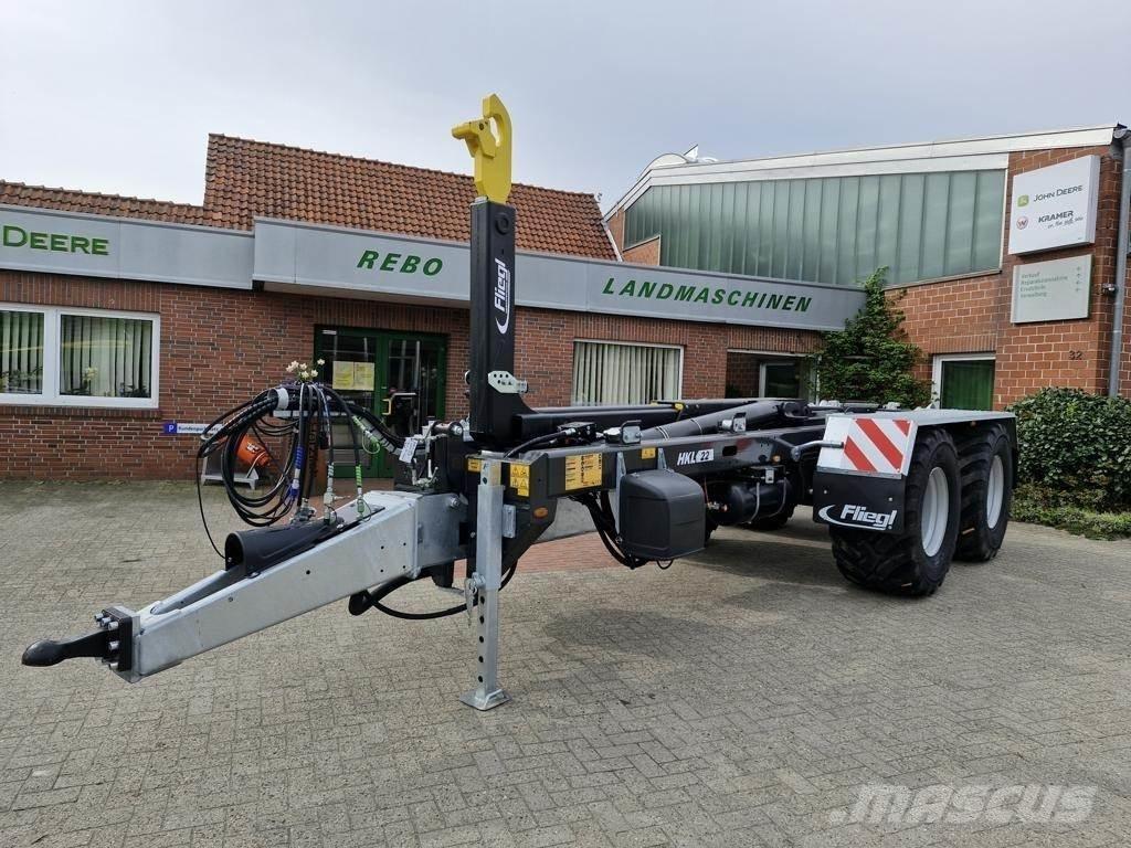 Fliegl HKL 22 مقطورات أخرى