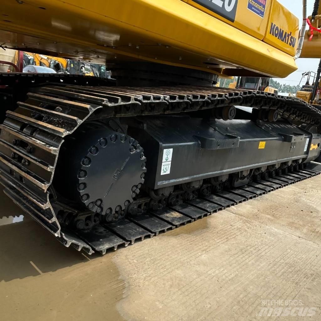 Komatsu 220-8 حفارات زحافة