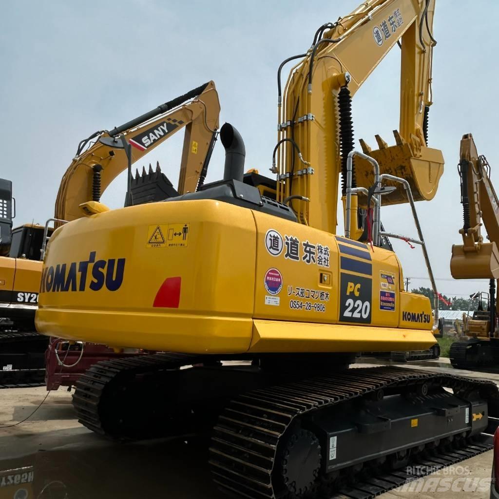 Komatsu 220-8 حفارات زحافة