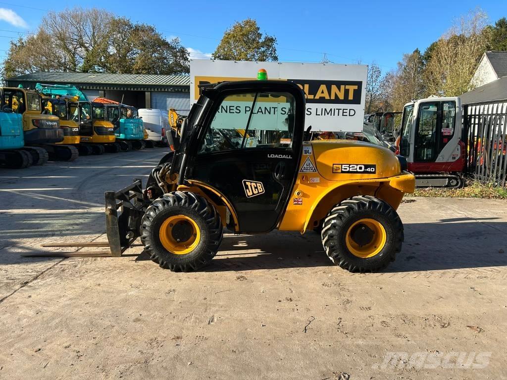 JCB 520-40 مناولات متداخلة