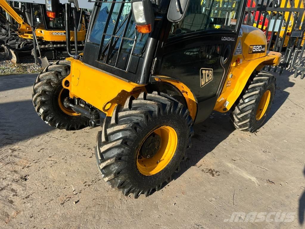JCB 520-40 مناولات متداخلة