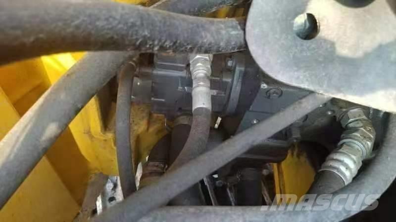 Komatsu PC 78 US حفارات وسط 7 طن - 12 طن