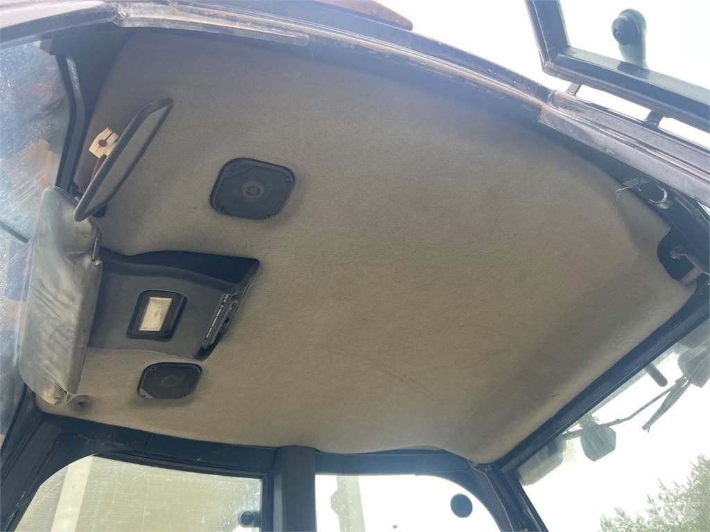 CAT 428 E 4X4 أخرى