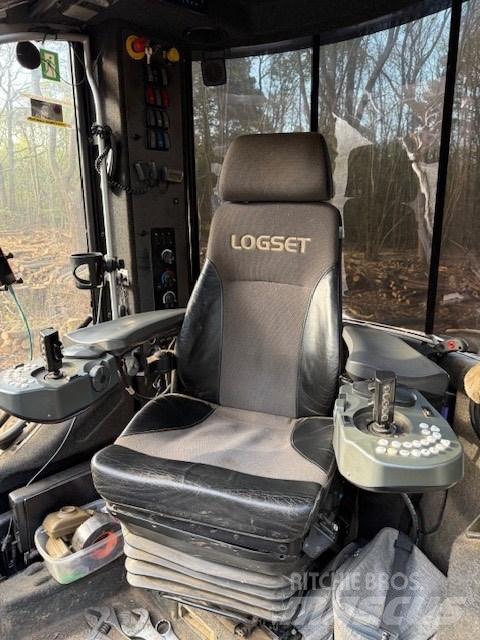 Logset 8 HGT حصادات
