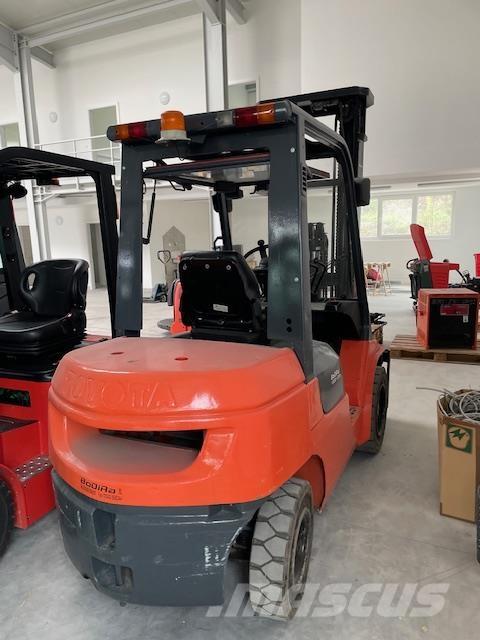 Toyota 62-7FDF30 شاحنات الديزل