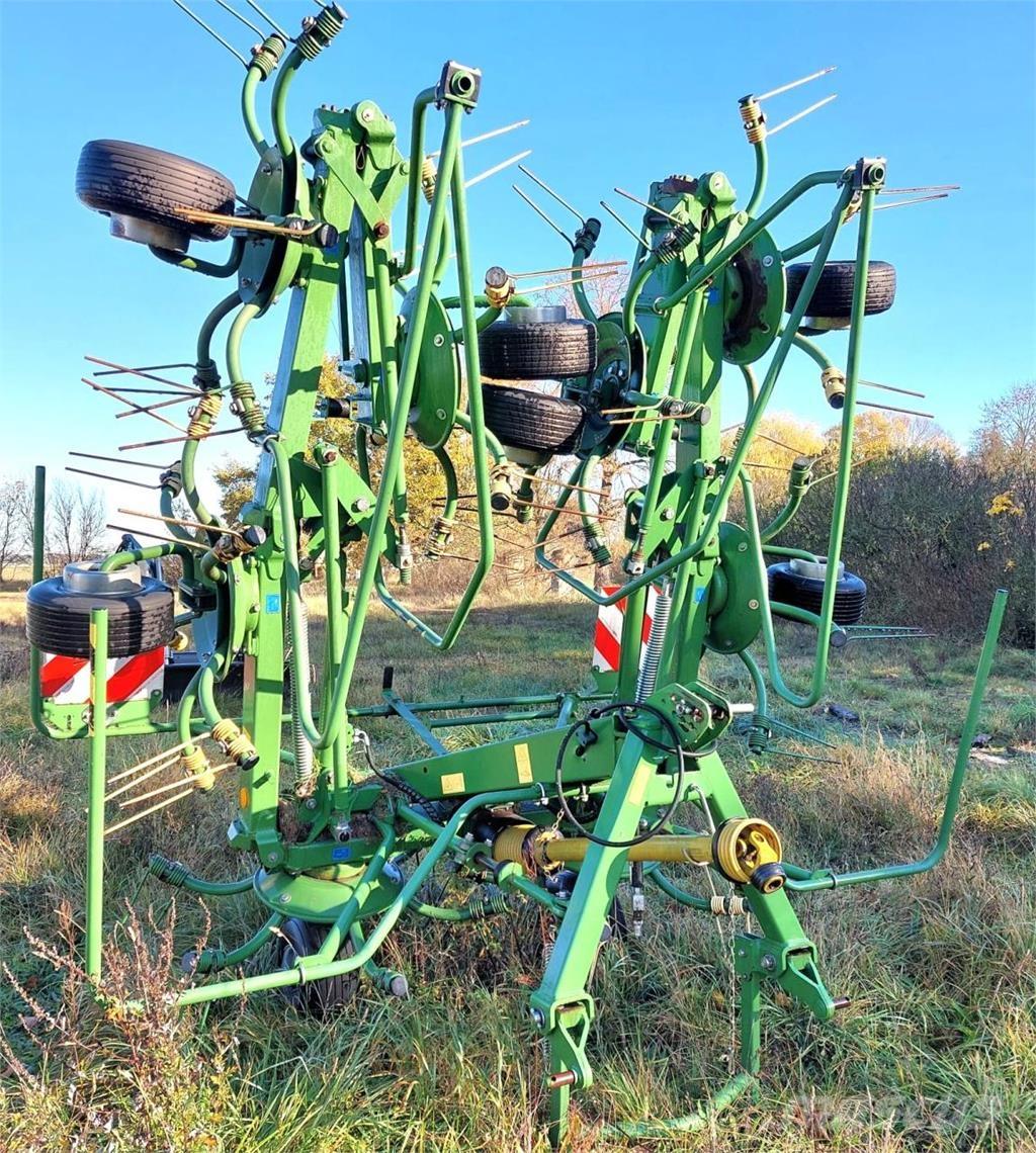 Krone KW 8.82/8 مكابس وميبسات التبن