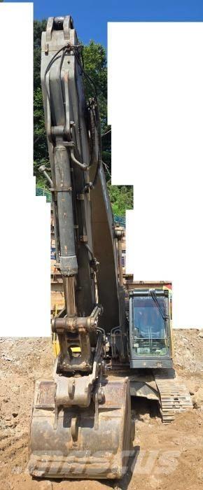 Volvo EC 300 D حفارات زحافة
