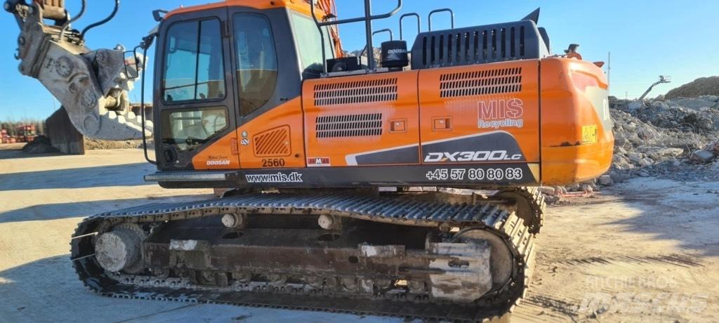 Doosan DX 300 lc 5 حفارات زحافة