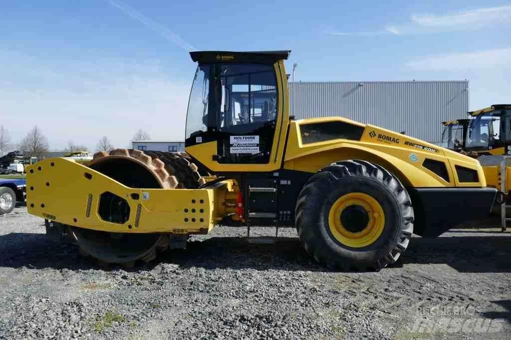 Bomag BW 219 PDH-5 ضاغطات التربة