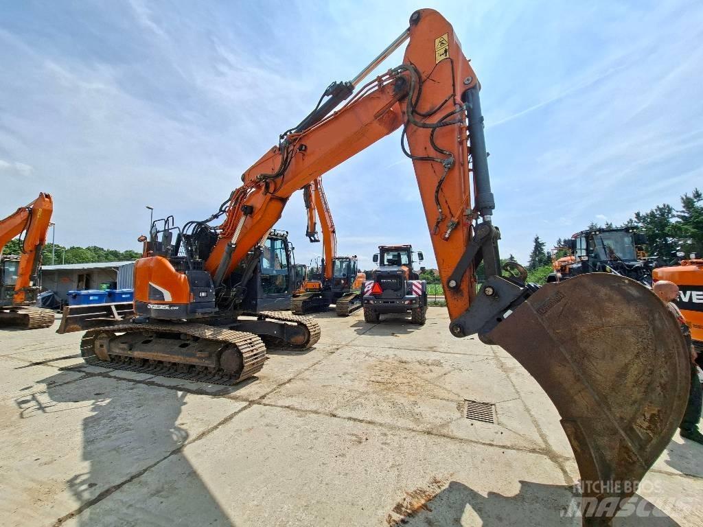 Doosan DX 235 LCR-5 حفارات زحافة