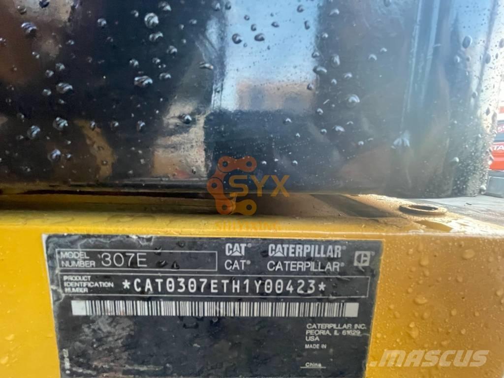 CAT 307 E حفارات وسط 7 طن - 12 طن