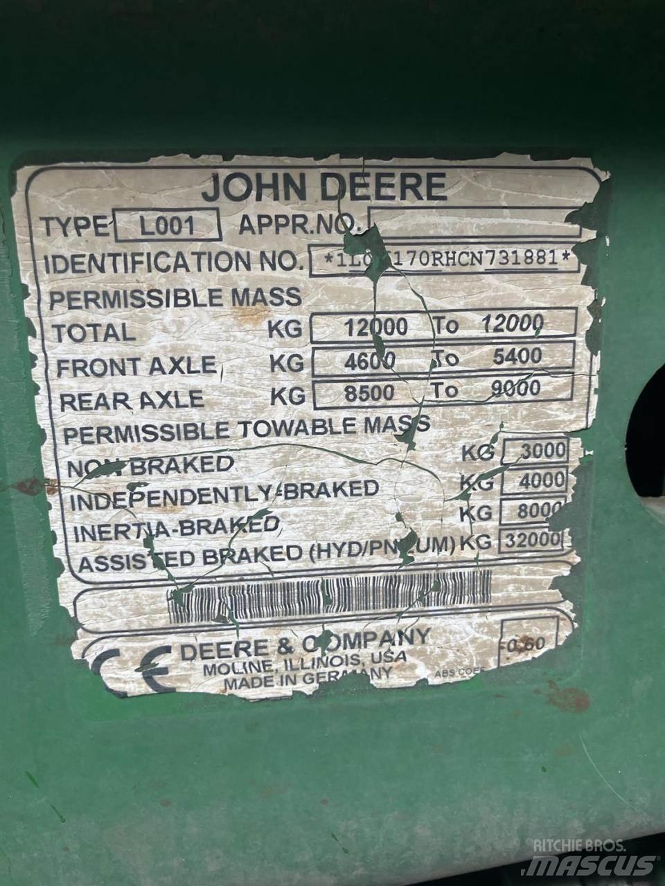 John Deere 6170R الجرارات